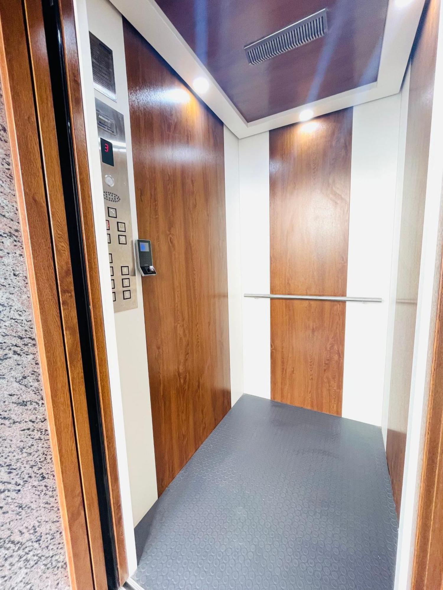 Pearl Stays, Tirupati - Very Convenient For The People Coming From Bangalore And Chennai - You Can Skip City Traffic While Reaching Any Temple In Tirupati - Covered Parking - 24Hrs Front Desk And Hot Water - Free Wifi - Flexible Checkin-In Check-Out Exterior photo