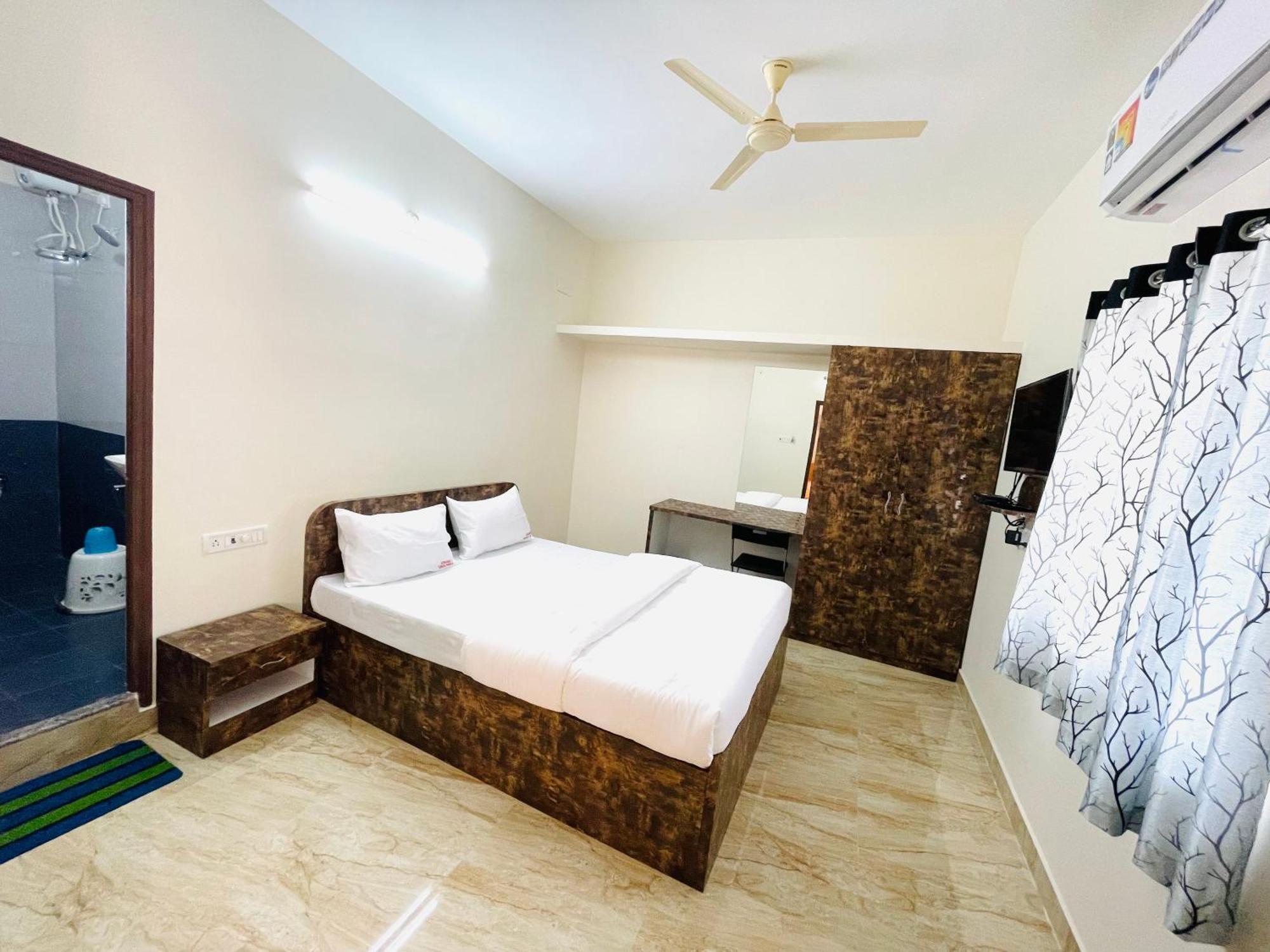 Pearl Stays, Tirupati - Very Convenient For The People Coming From Bangalore And Chennai - You Can Skip City Traffic While Reaching Any Temple In Tirupati - Covered Parking - 24Hrs Front Desk And Hot Water - Free Wifi - Flexible Checkin-In Check-Out Exterior photo